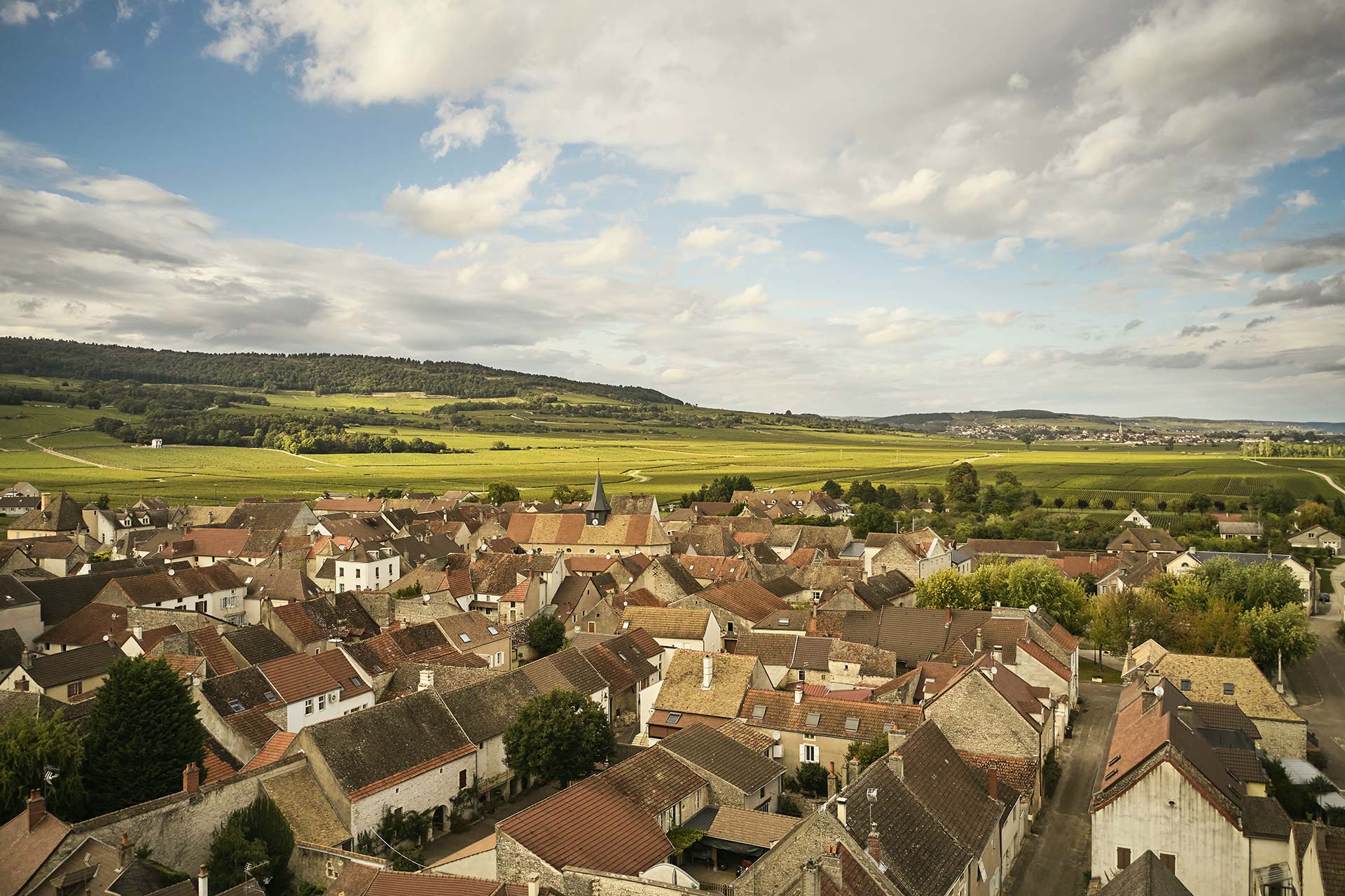 Le village de Puligny-Montrachet, Bourgogne, France © COMO Hotels and Resorts