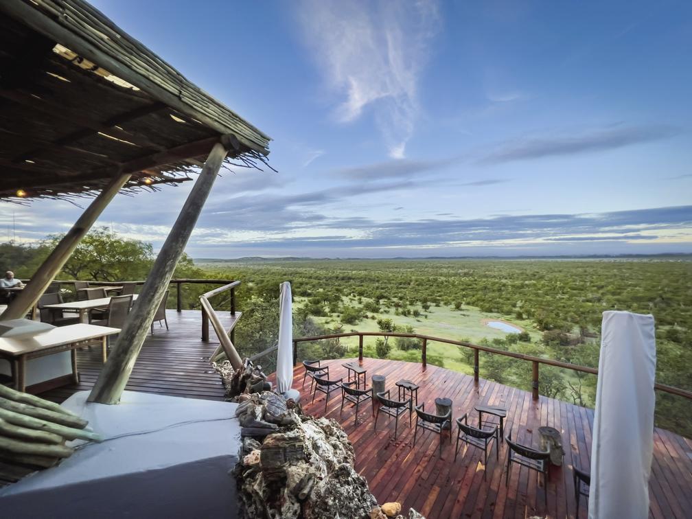 La vue depuis la terrasse principale, Ongava Lodge, Namibie © Stefan Redecker / Ongava