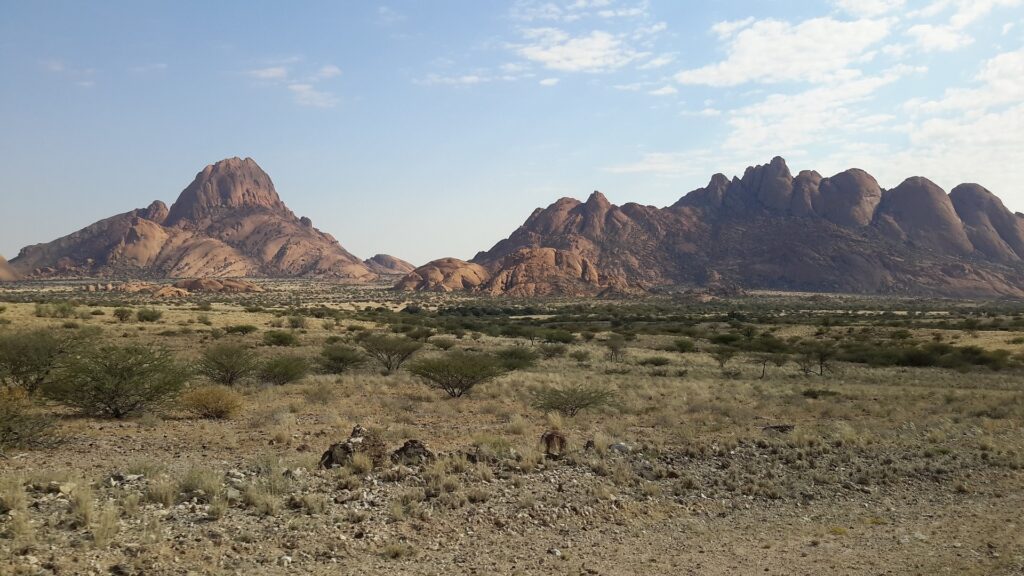 Spitzkoppe, Namibie © Elvirahattingh1