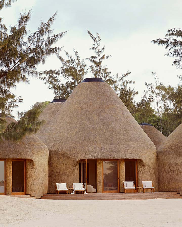 L'extérieur tranquille d'un bungalow, Hôtel Kisawa Sanctuary, Benguerra, Mozambique © Kisawa Sanctuary