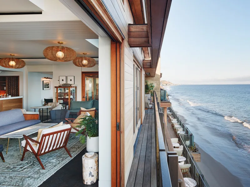 Le Little Beach House Malibu surplombe Carbon Beach, Californie, USA © Soho House