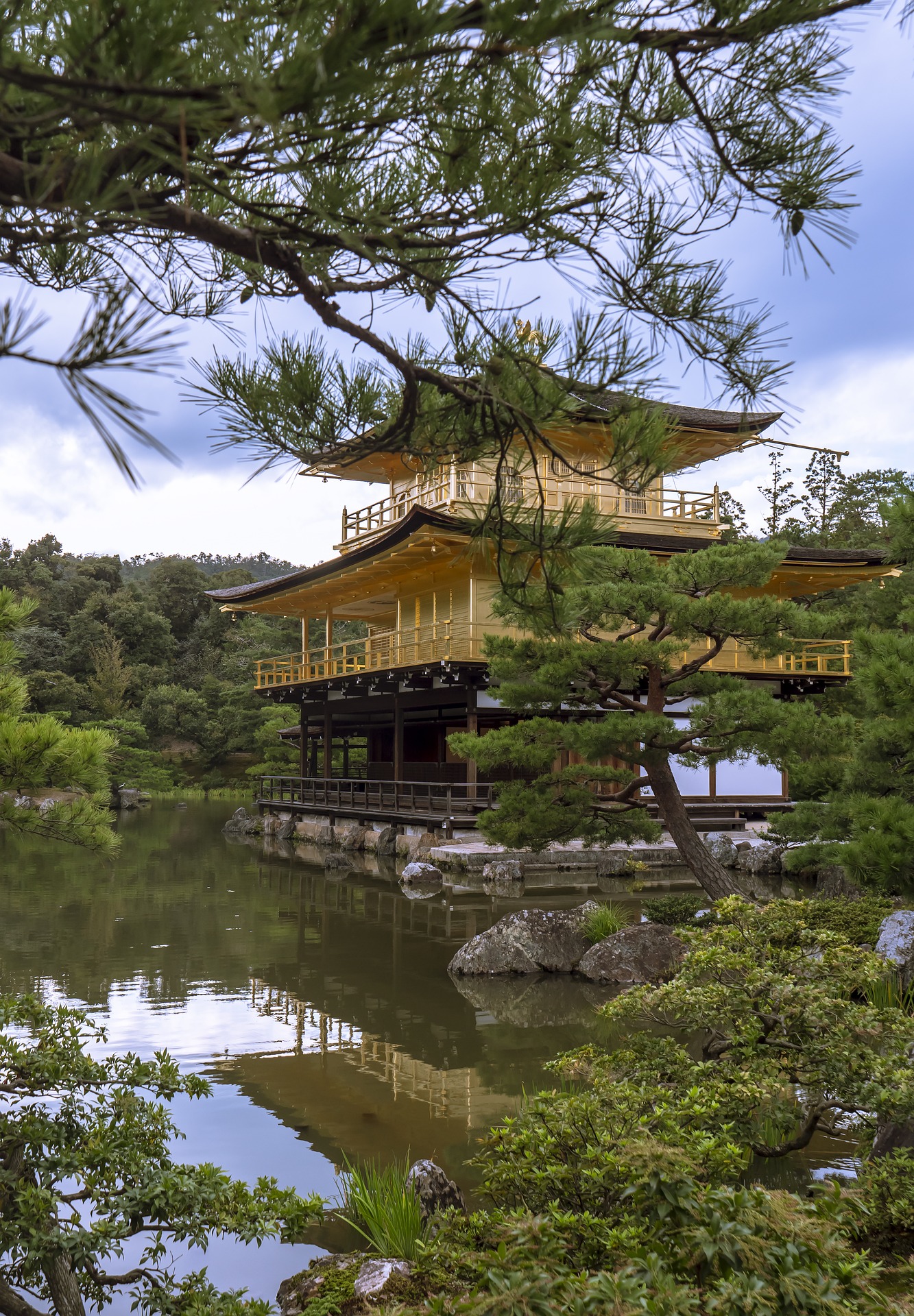 Kinkakuji, le Temple d'Or, Arashiyama, Japon © OnkeIP