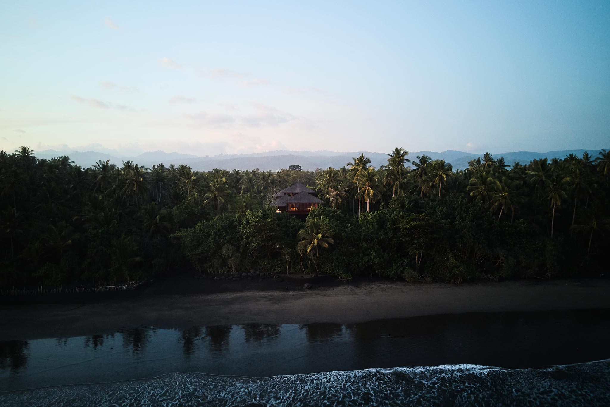 Vue générale depuis la plage, Lost Lindenberg Bali, Indonésie © Robert Rieger / Lindenberg Hotels