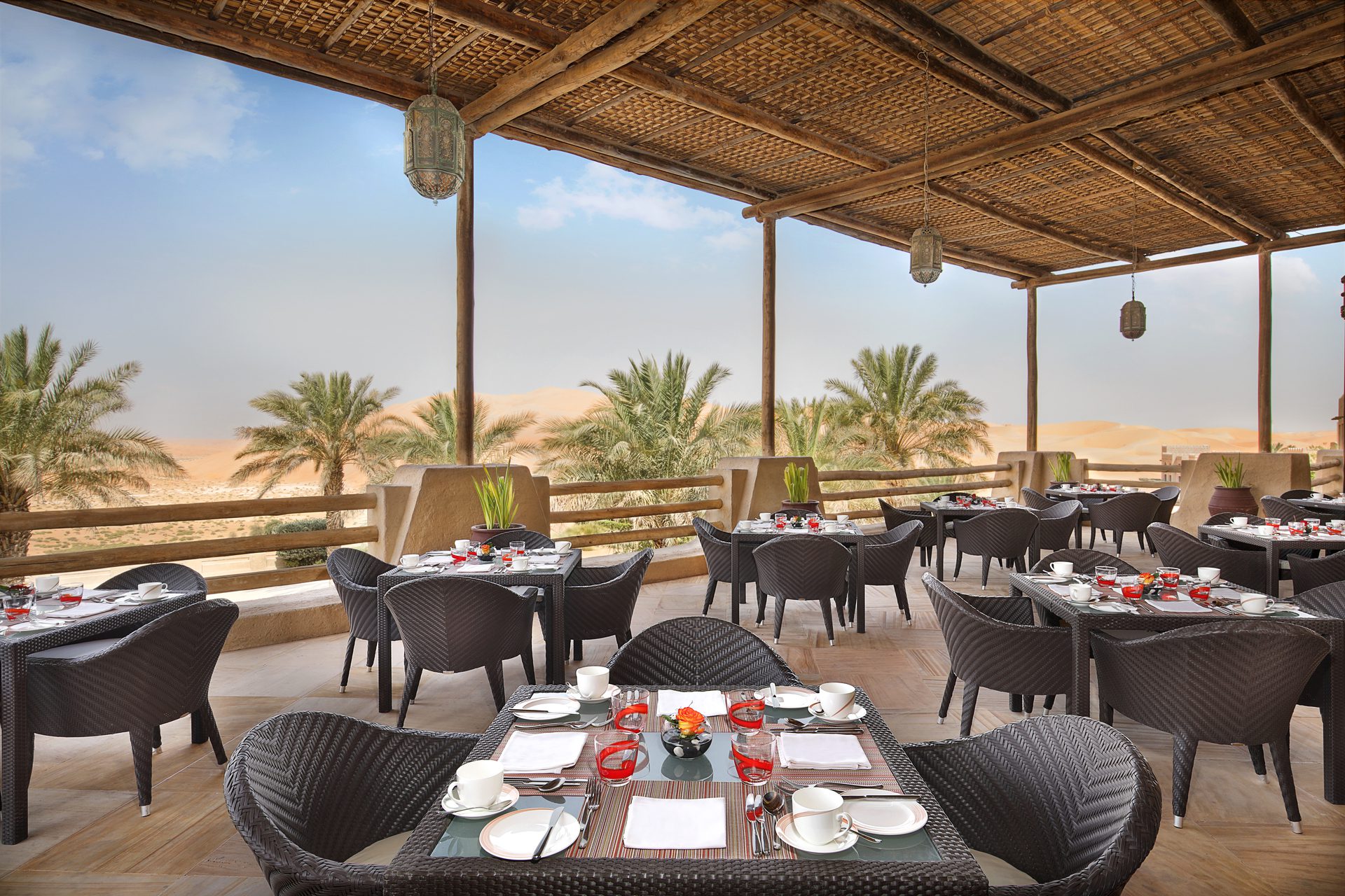 qasr al sarab desert resort by anantara restaurant al waha terrasse abu dhabi