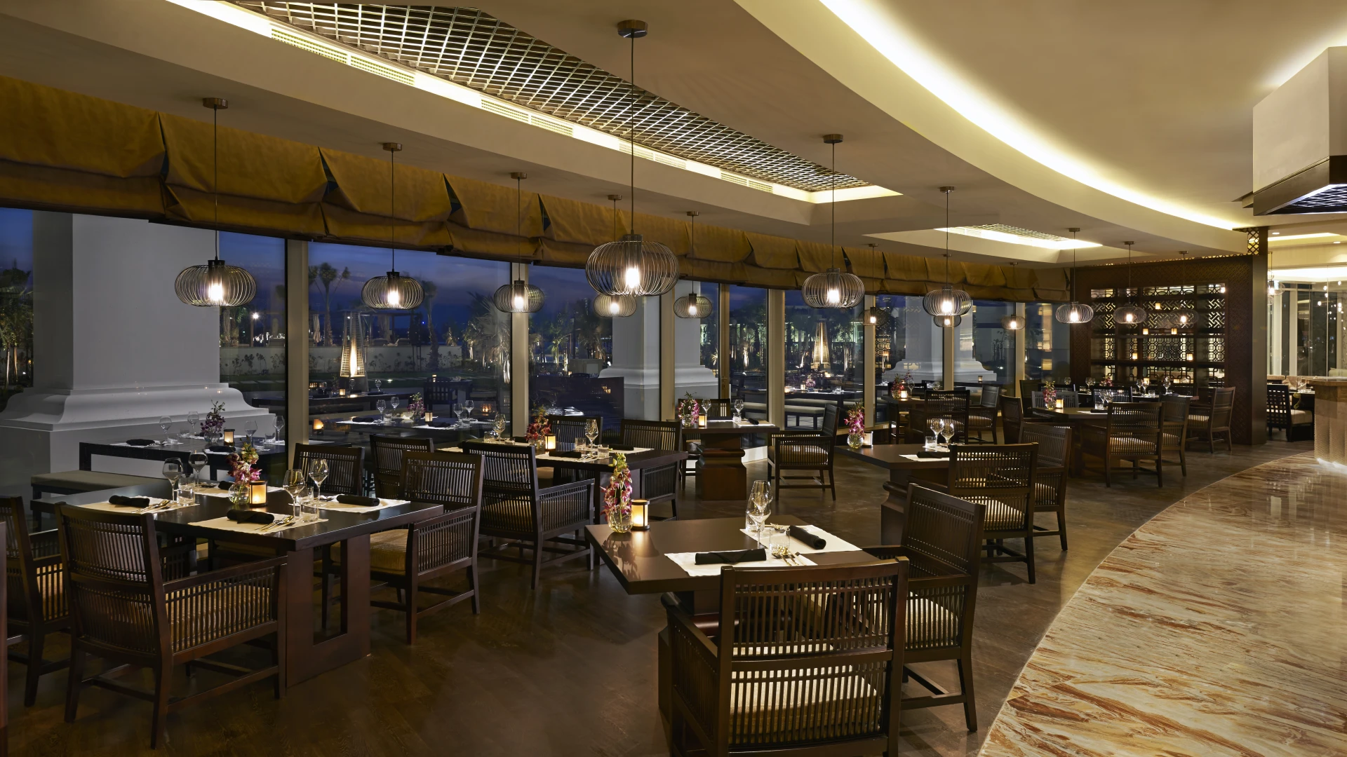 Restaurant Lao, Waldorf Astoria Dubaï Palm Jumeirah © Hilton Worldwide