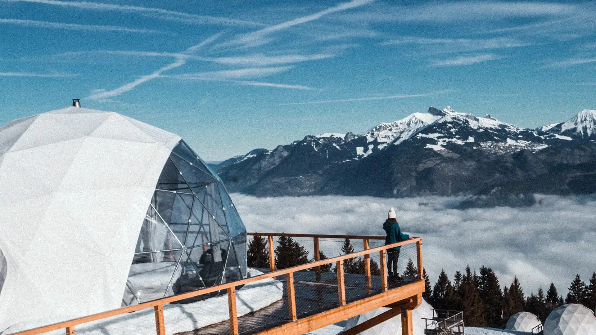 Vue sur les montagnes, Valais, Alpes suisses © Whitepod