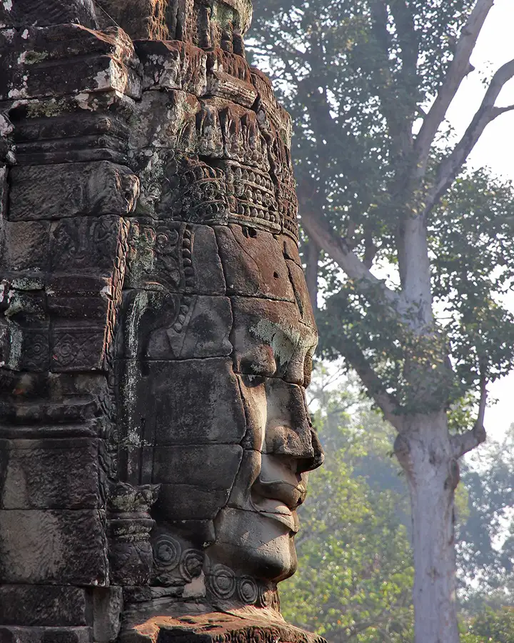 Visage de Bouddha, Angkor Wat, Cambodge © Sushuti