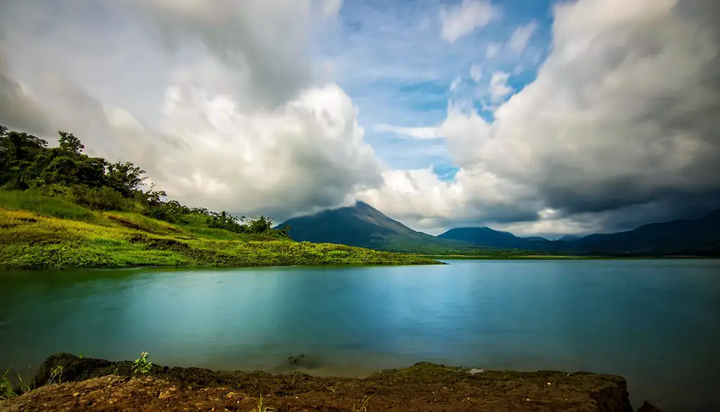 Lac Arenal, Costa Rica © Antonio Lopez